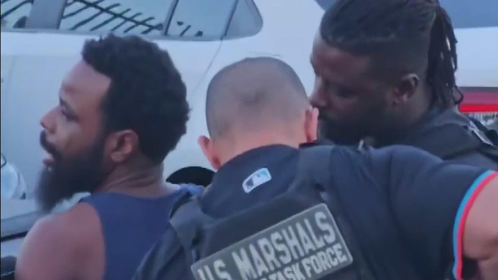 Family reacts after man accused of shooting Dwight Wells is arrested in Miami — CBS Miami, Delray Beach Community news