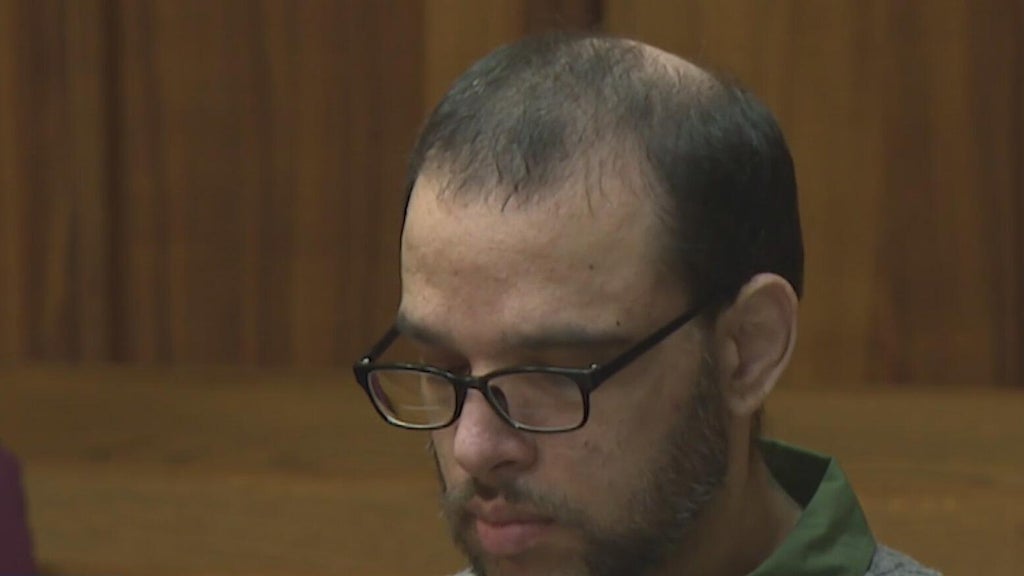 Both defense and prosecution rest their cases in Miami man's death penalty trial for triple murder — CBS Miami, Delray Beach Community news