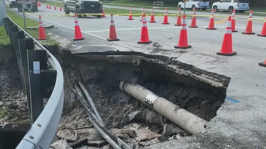 Crews work to repair Davie road that collapsed after major water main break — Delray Beach Community news
