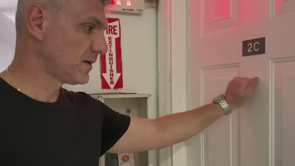 Cybersecurity expert tracks identity theft rings in South Florida — CBS Miami, Delray Beach Technology news