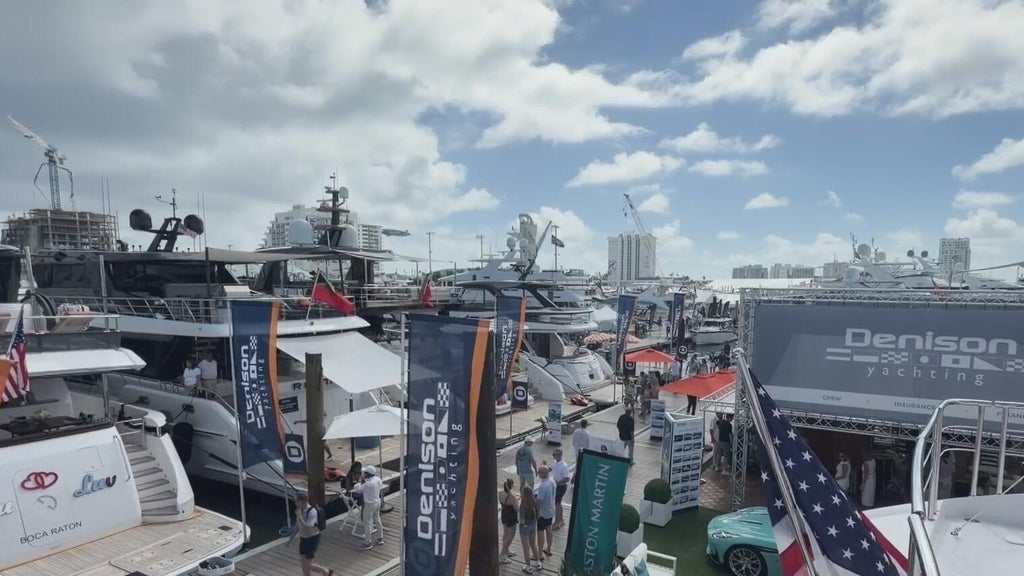 How are flooded streets from king tides affecting the opening of the Fort Lauderdale Boat Show? — Delray Beach Community news