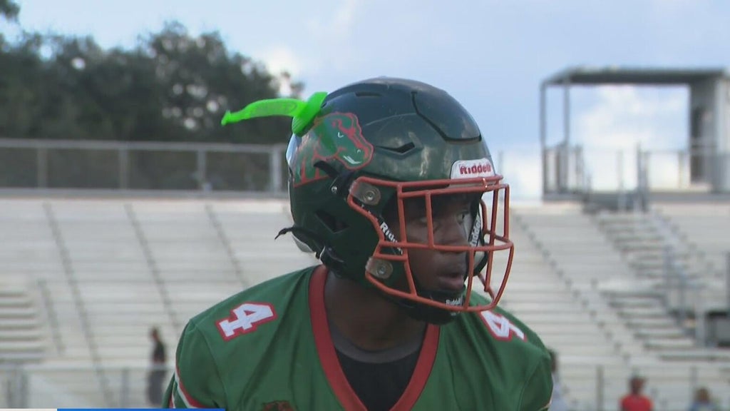 McArthur High School safety Jaylyn Jones is a 2026 Nat Moore Trophy nominee — Delray Beach Schools news