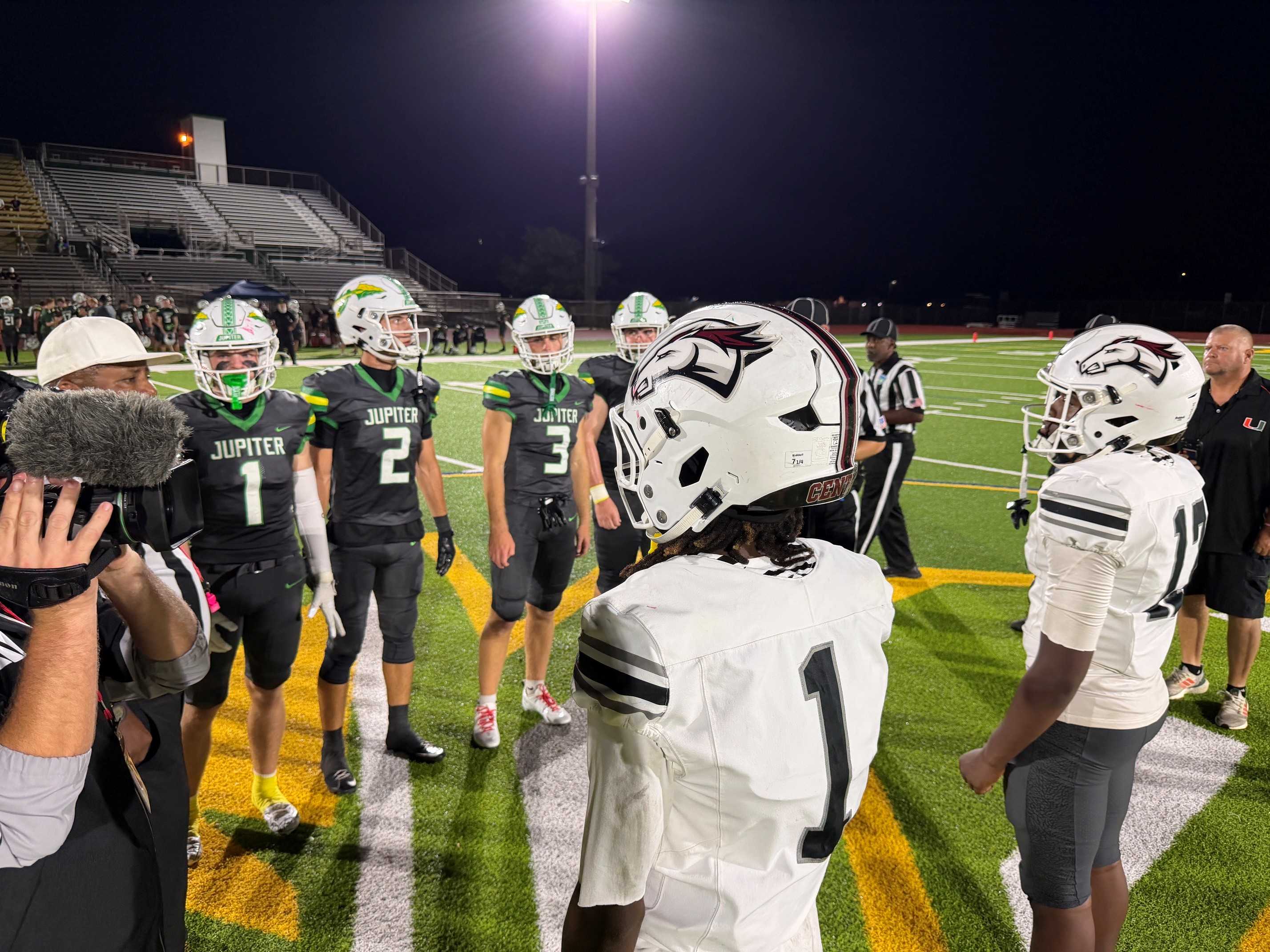 Week 9 Friday night high school football scores and highlights — WPBF Sports Palm Beach, Delray Beach Schools news